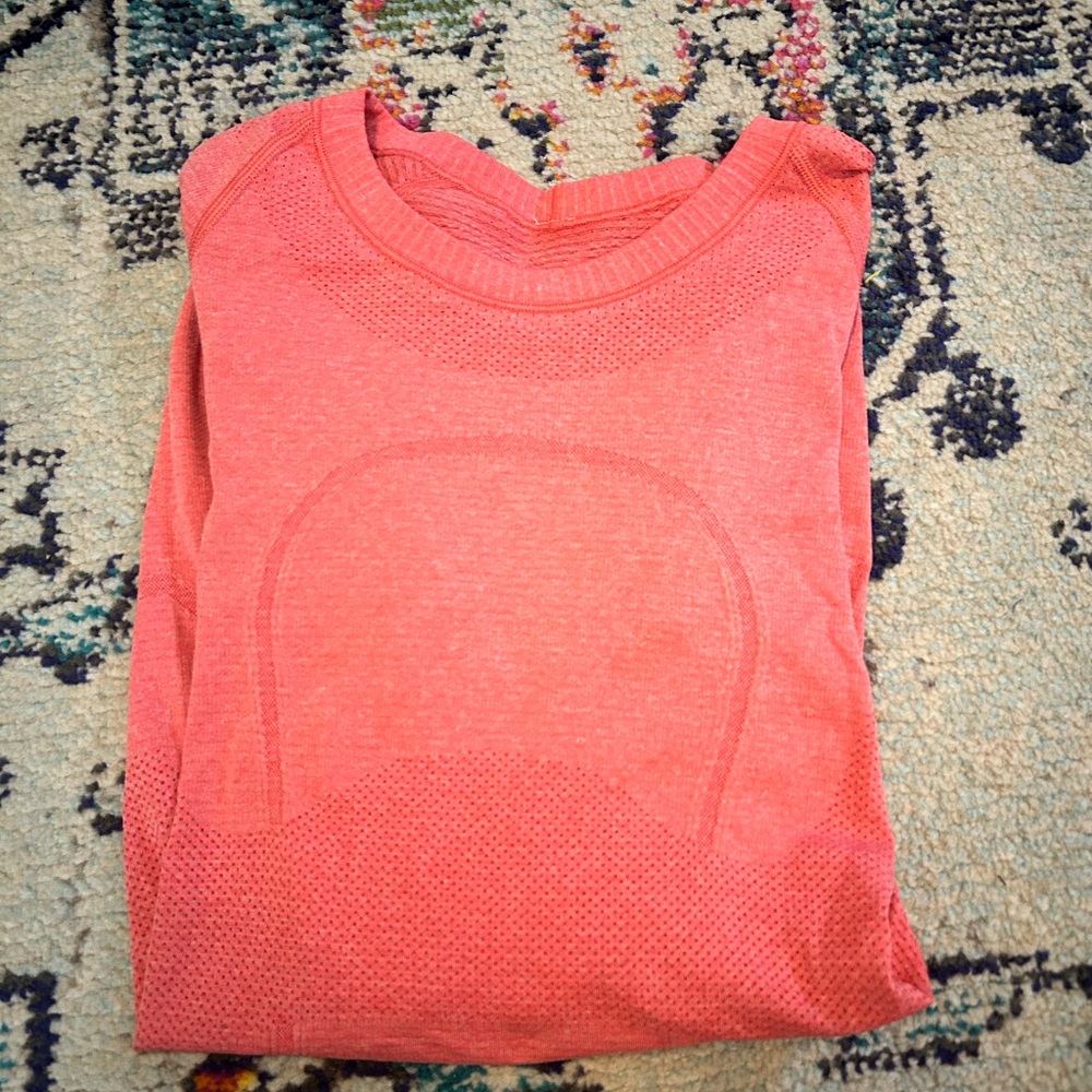 Lululemon pink long sleeve swiftly tech